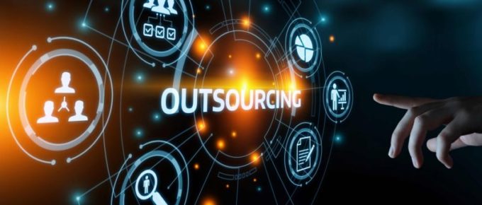 Pros and Cons of IT Outsourcing in Los Angeles
